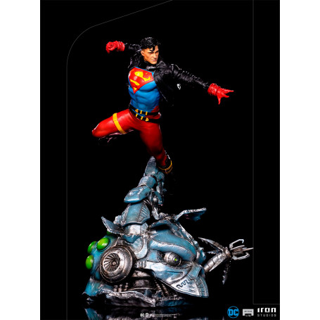 Iron Studios - Superboy Deluxe DC Comics Series 7 - Scala artistica 1/10