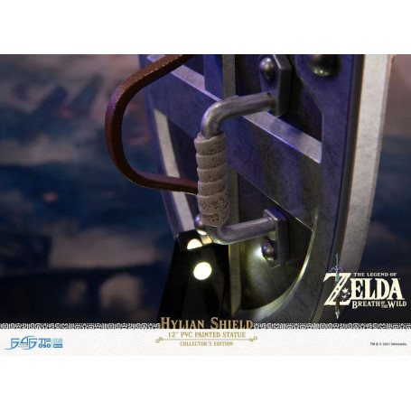 First 4 Figures - Zelda - Hylian Shield Collector's Edition - Breath of the Wild statua in PVC