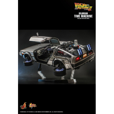Hot Toys - Ritorno al futuro 2 Delorean 1/6 - BTTF2
