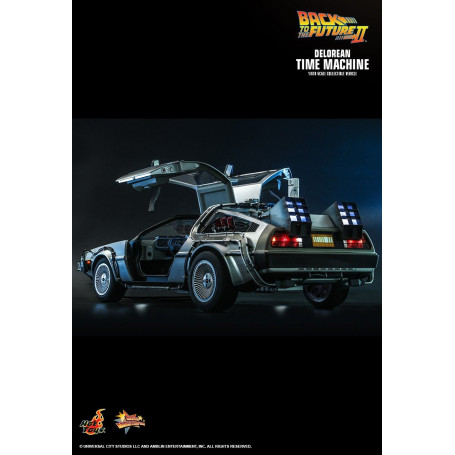 Hot Toys - Ritorno al futuro 2 Delorean 1/6 - BTTF2