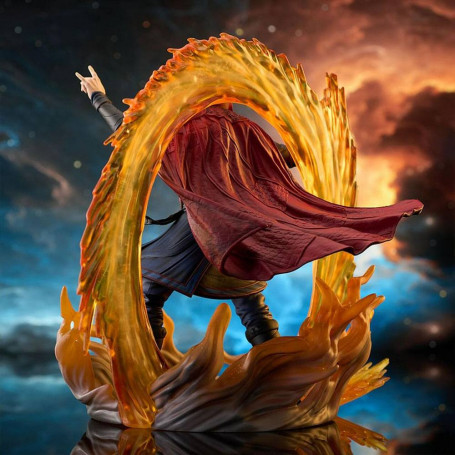 Diamond Marvel Gallery Figure - Doctor Strange nel multiverso della follia