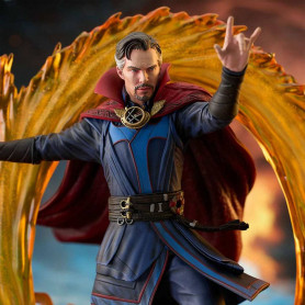Diamond Marvel Gallery Figure - Doctor Strange nel multiverso della follia