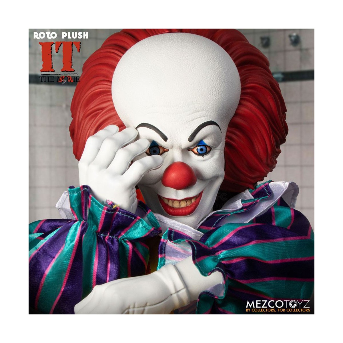 Mezco - CA - IT - He's Back - Roto Doll Pennywise 1990 - Mega Designer Series