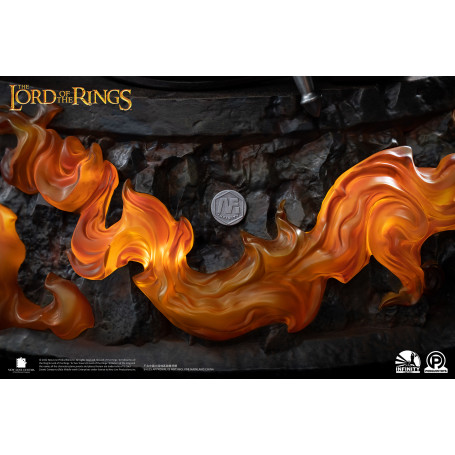Infinity Studio X Penguin Toys - Gandalf il Grigio Ultimate Edition Half Size Statue Master Forge Series- 1/2