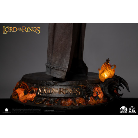 Infinity Studio X Penguin Toys - Gandalf il Grigio Ultimate Edition Half Size Statue Master Forge Series- 1/2