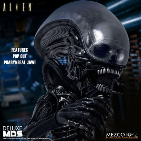 Mezco Designer Series - MDS Deluxe - Big Chap - Alien (1979)