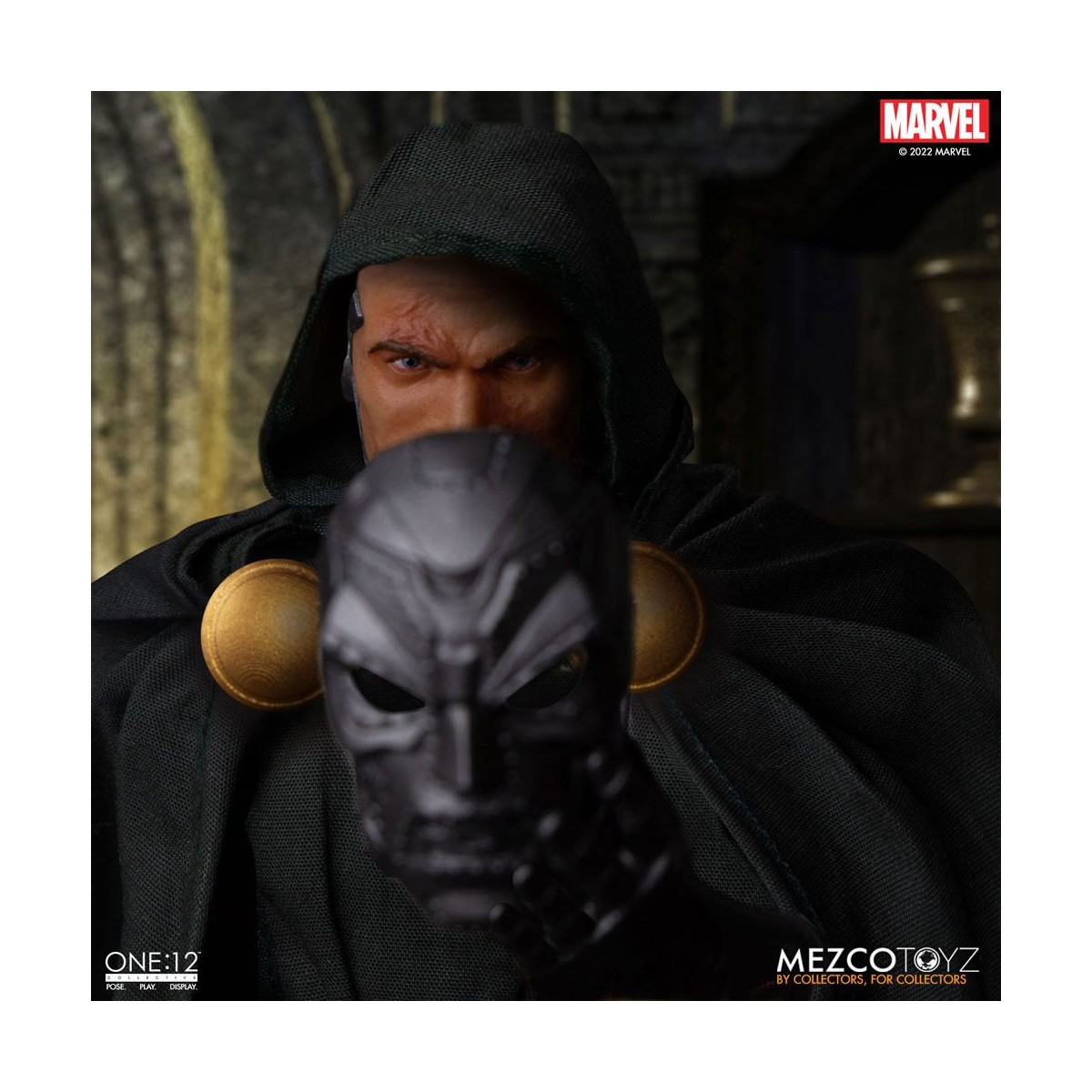 Mezco One 12 - Doctor Doom - Doctor Doom