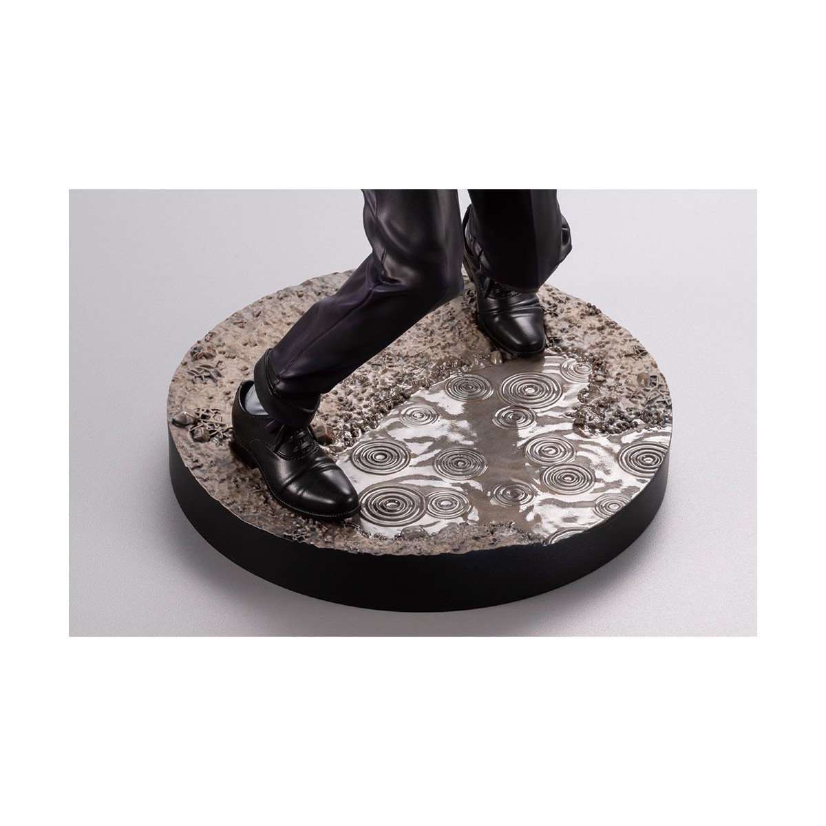 Kotobukiya Dc Comics - Joker One Bad Day - Batman The Killing Joke Statuetta in PVC ARTFX 1/6