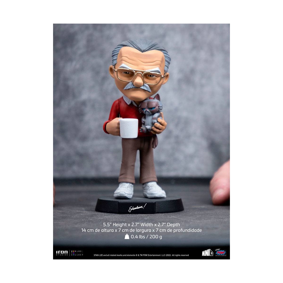 Iron Studios - Figura d'azione di Stan Lee con gatto brontolone - Mini Co.