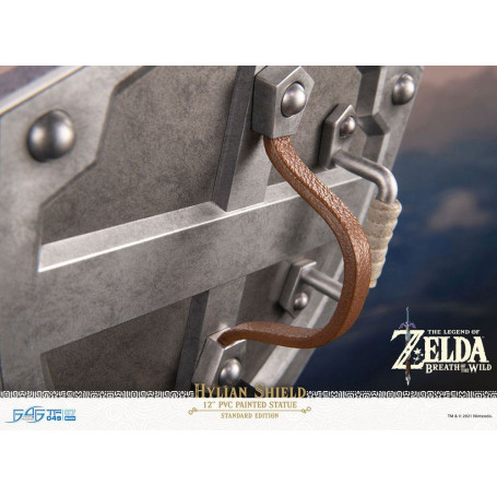 First 4 Figures - Zelda - Scudo di Hylian Edizione Standard - Statua in PVC di Breath of the Wild