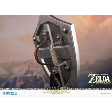 First 4 Figures - Zelda - Scudo di Hylian Edizione Standard - Statua in PVC di Breath of the Wild