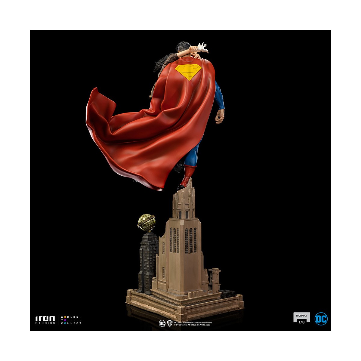 Iron Studios - Superman e Loic Lane Diorama 1/6