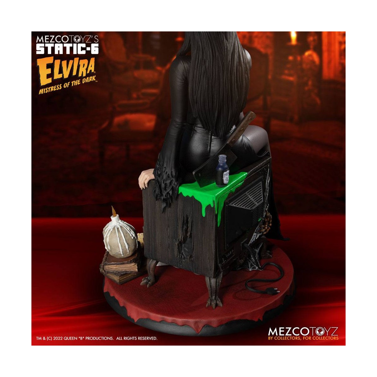 Mezco - Static 6 - Statua 1/6 di Elvira, padrona delle tenebre