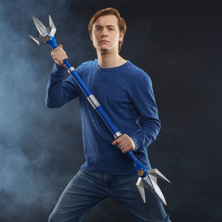Hasbro - BLUE RANGER POWER LANCER 1:1 - Mighty Morphin Power Rangers Collezione Lampo