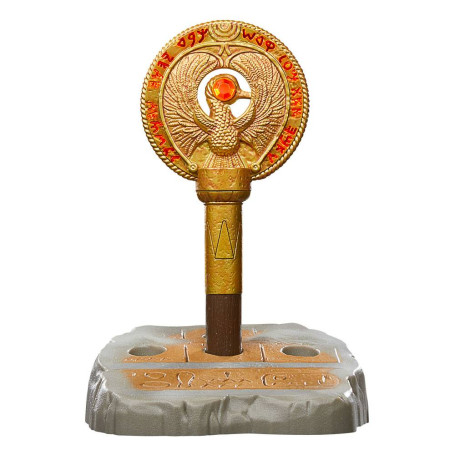 Hasbro - Medaglione con scettro di Ra's - Serie Avventura Indiana Jones: I Predatori dell'Arca Perduta Replica 1/1