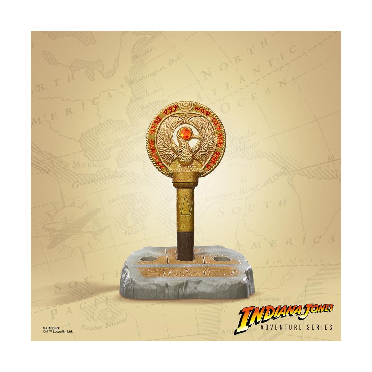 Hasbro - Medaglione con scettro di Ra's - Serie Avventura Indiana Jones: I Predatori dell'Arca Perduta Replica 1/1
