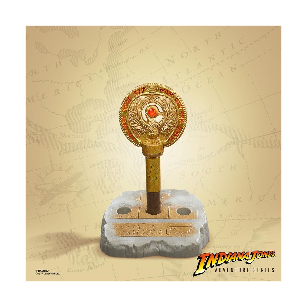 Hasbro - Medaglione con scettro di Ra's - Serie Avventura Indiana Jones: I Predatori dell'Arca Perduta Replica 1/1