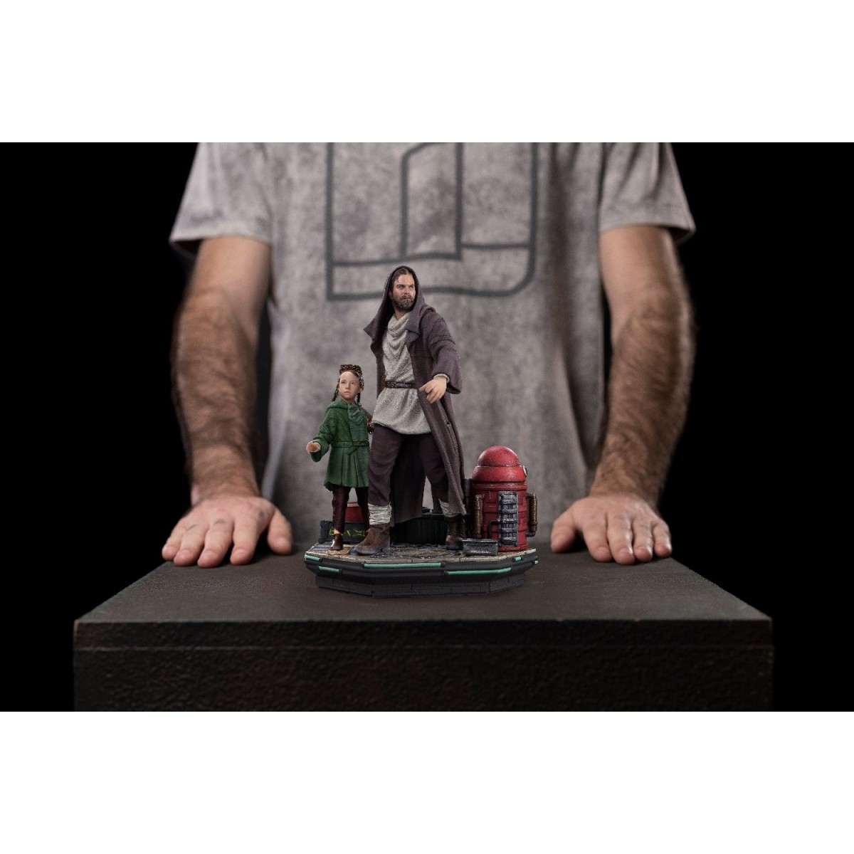 IRON STUDIOS - Obi-Wan e la giovane Leia Deluxe Art Scale 1/10 - Star Wars Obi-Wan Kenobi