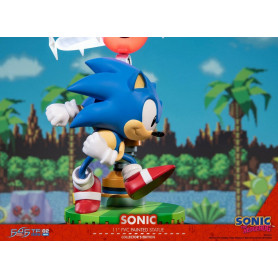 First 4 Figures - Statua in PVC di Sonic the Hedgehog in edizione da collezione 