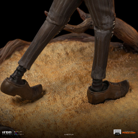 Iron Studios - Gepeto e Pinocchio BDS Art Scale 1/10 - Pinocchio di Guillermo del Toro