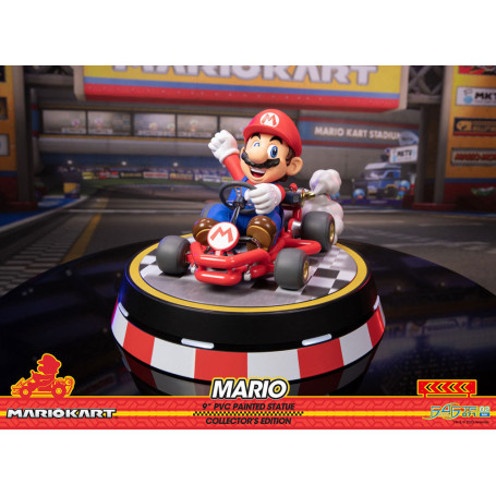 First 4 Figures - Statua in PVC di Mario Kart - MARIO Edizione da Collezione