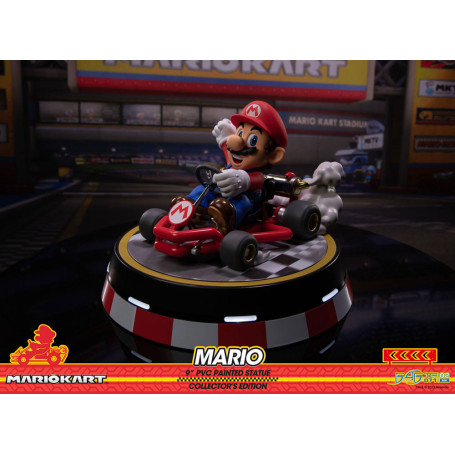 First 4 Figures - Statua in PVC di Mario Kart - MARIO Edizione da Collezione