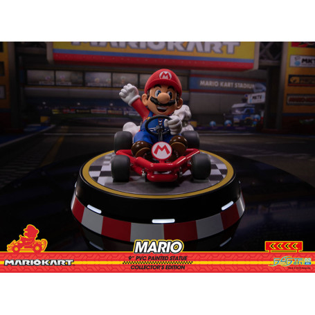 First 4 Figures - Statua in PVC di Mario Kart - MARIO Edizione da Collezione