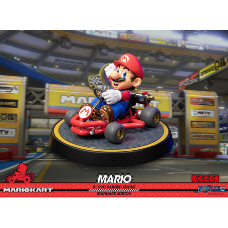 First 4 Figures - Mario Kart - Statua in PVC MARIO Edizione Standard