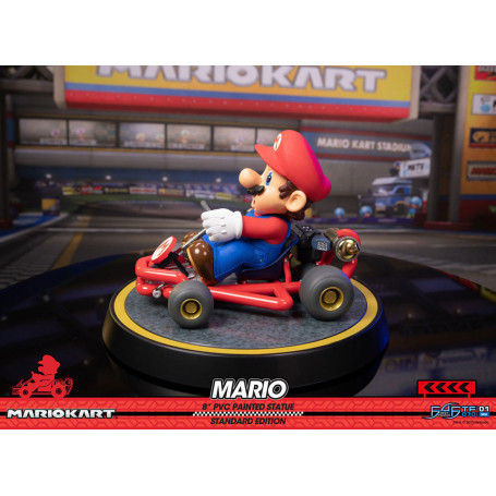 First 4 Figures - Mario Kart - Statua in PVC MARIO Edizione Standard