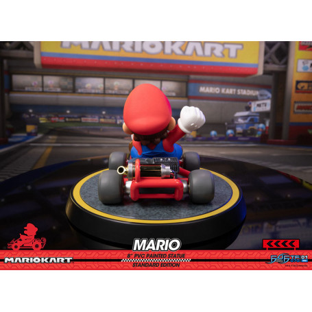 First 4 Figures - Mario Kart - Statua in PVC MARIO Edizione Standard