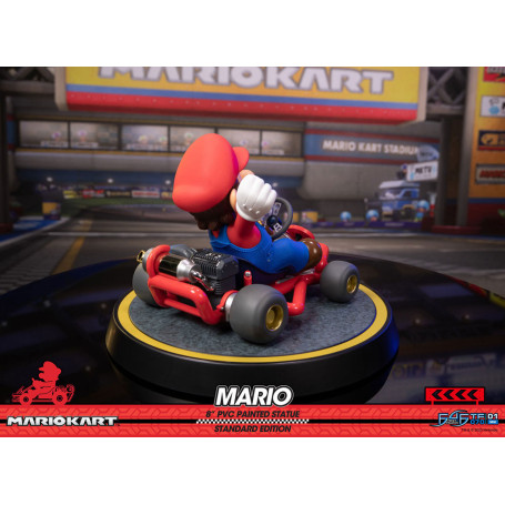 First 4 Figures - Mario Kart - Statua in PVC MARIO Edizione Standard
