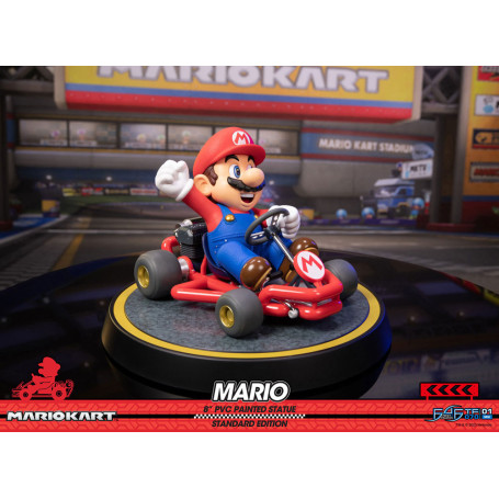 First 4 Figures - Mario Kart - Statua in PVC MARIO Edizione Standard