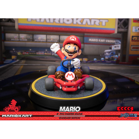 First 4 Figures - Mario Kart - Statua in PVC MARIO Edizione Standard