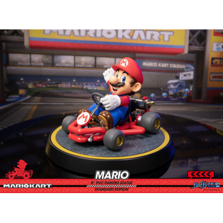 First 4 Figures - Mario Kart - Statua in PVC MARIO Edizione Standard
