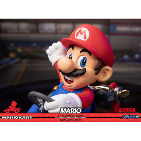 First 4 Figures - Mario Kart - Statua in PVC MARIO Edizione Standard