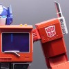 Robosen - Transformers Optimus Prime - robot interattivo autotrasformante - Versione inglese