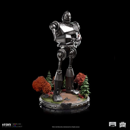 Iron Studios - Mezza scala artistica 1/20 - Statuetta del Gigante di Ferro e di Hogarth Hughes