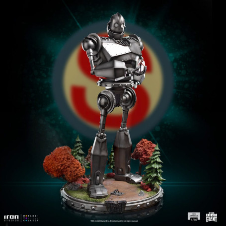 Iron Studios - Mezza scala artistica 1/20 - Statuetta del Gigante di Ferro e di Hogarth Hughes