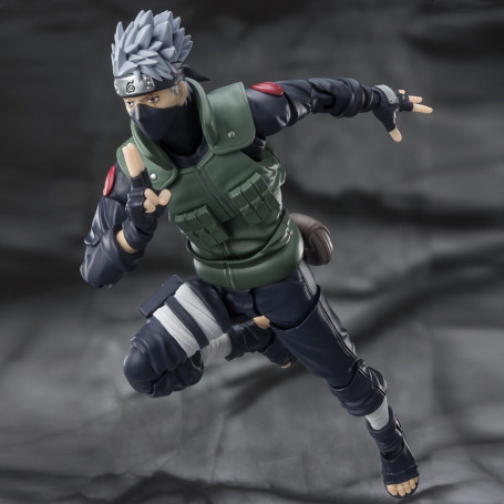 Bandai Tamashi Nation SH Figuarts SHF - Hatake Kakashi IL FAMOSO EROE CONDIVISO - Naruto Shippuden