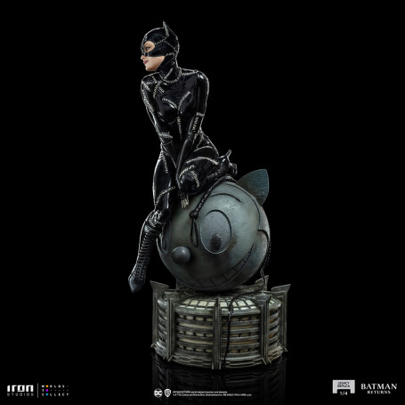 Iron Studios DC Comics - Legacy Replica 1/4 - Catwoman Batman Returns