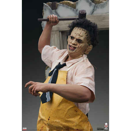 Premium Collectibles Studio - The Texas Chainsaw Massacre: Leatherface - Il Macellaio - Statua in scala 1:3