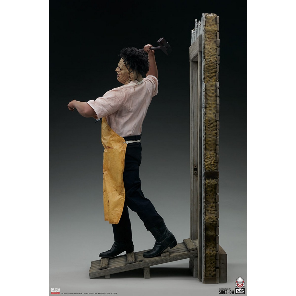 Premium Collectibles Studio - The Texas Chainsaw Massacre: Leatherface - Il Macellaio - Statua in scala 1:3
