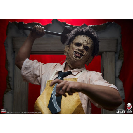 Premium Collectibles Studio - The Texas Chainsaw Massacre: Leatherface - Il Macellaio - Statua in scala 1:3
