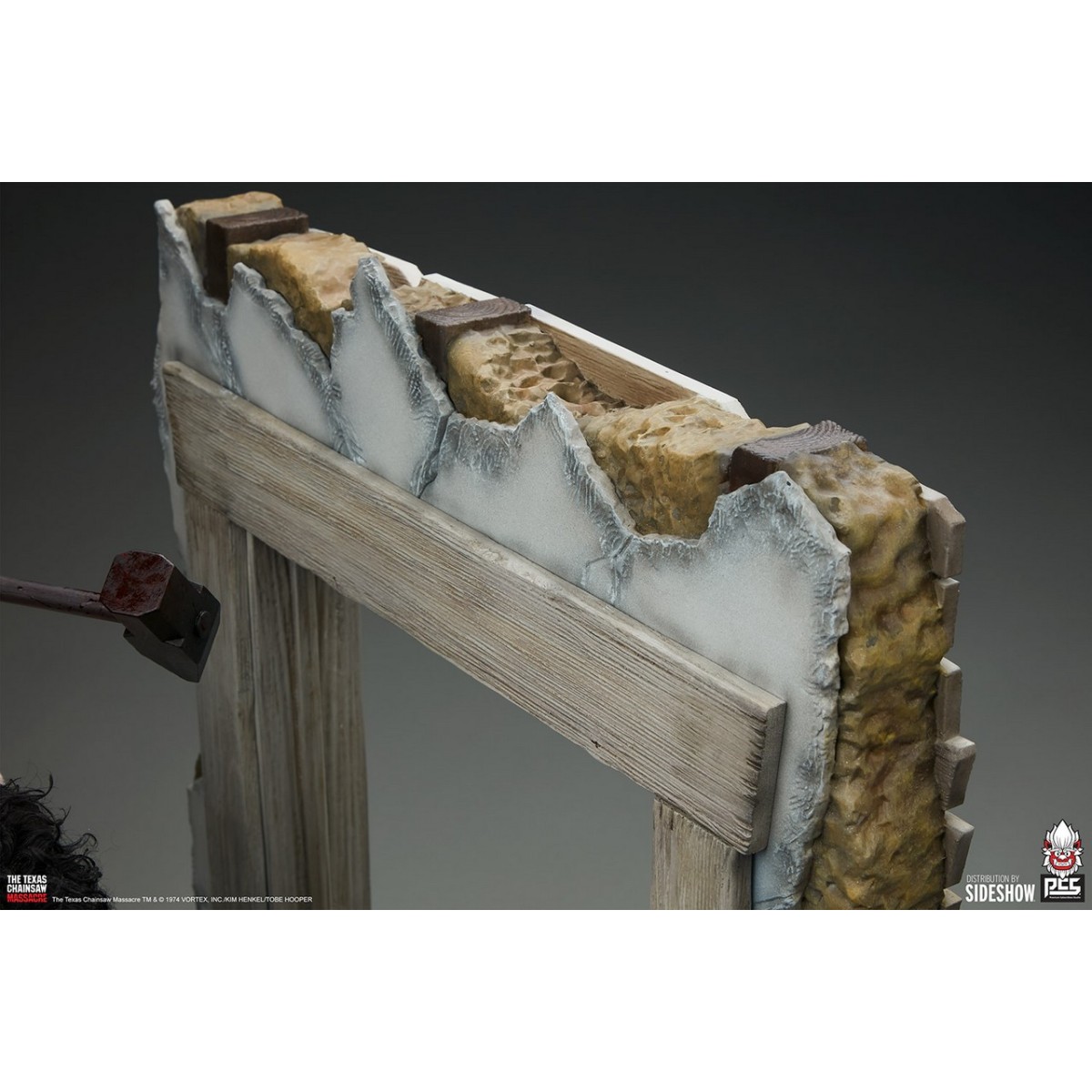 Premium Collectibles Studio - The Texas Chainsaw Massacre: Leatherface - Il Macellaio - Statua in scala 1:3