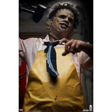 Premium Collectibles Studio - The Texas Chainsaw Massacre: Leatherface - Il Macellaio - Statua in scala 1:3