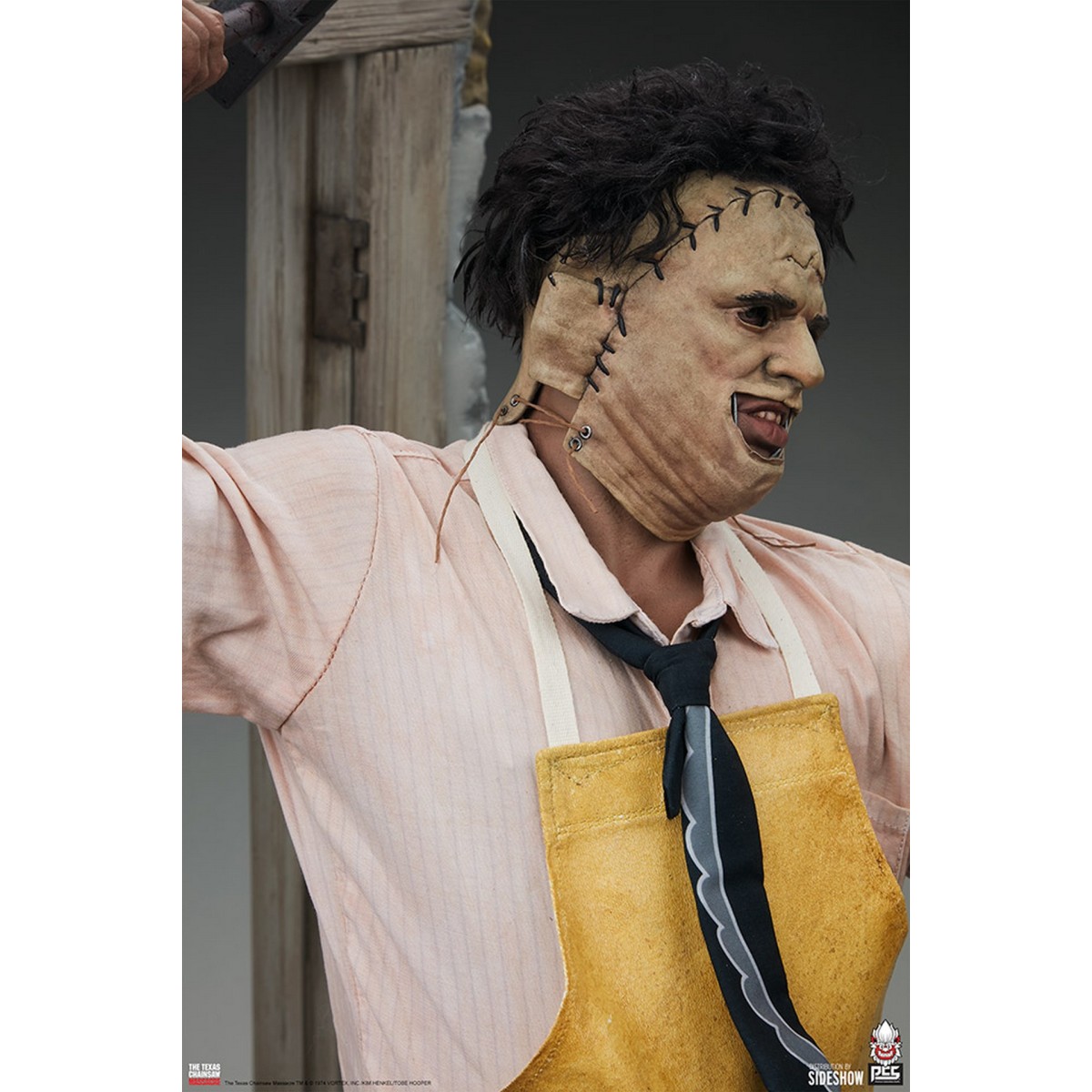 Premium Collectibles Studio - The Texas Chainsaw Massacre: Leatherface - Il Macellaio - Statua in scala 1:3