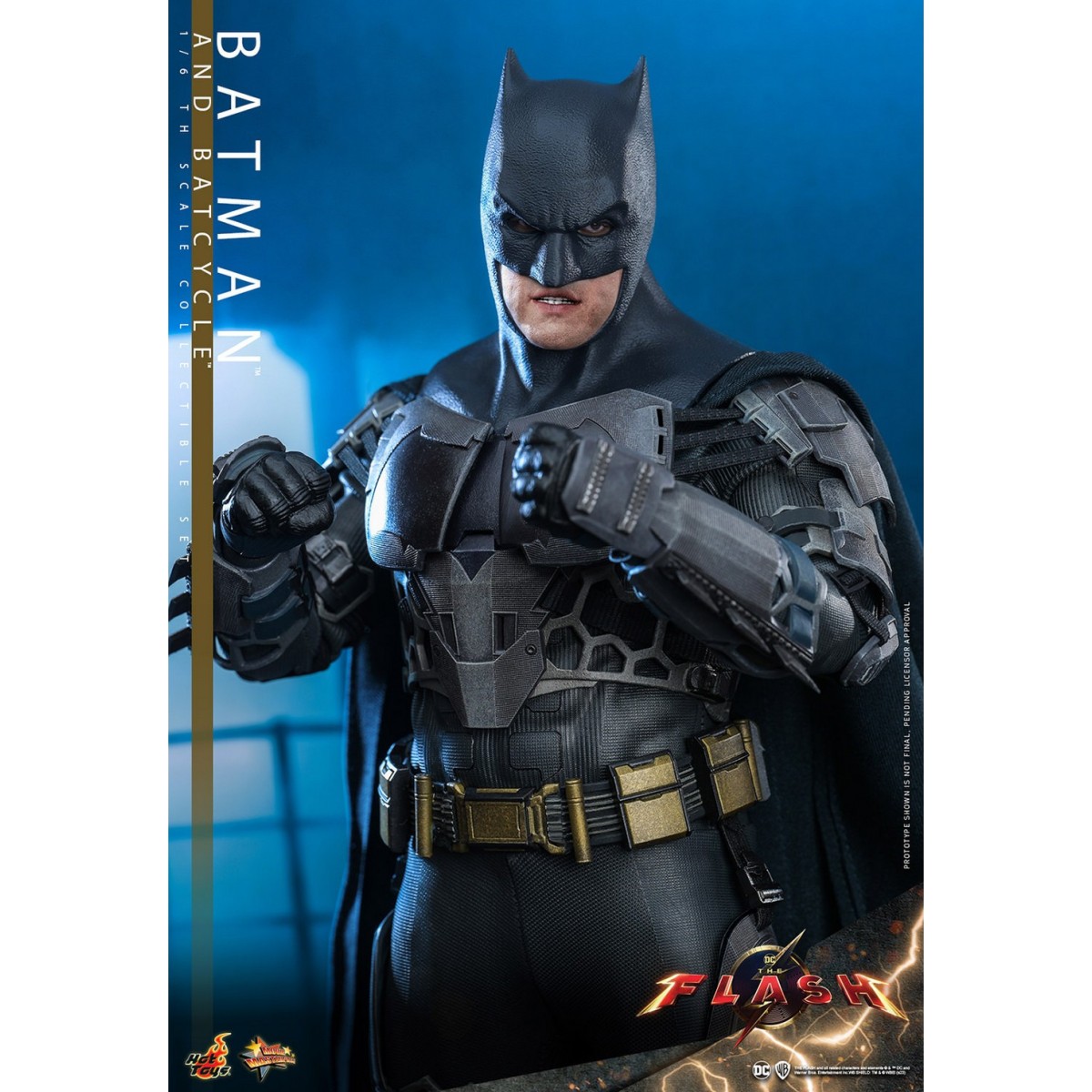 Hot Toys - DC Comics - Batman (Affleck) e Batcycle 1:6 Scala Set di Figure The Flash - Movie Masterpiece 1/6