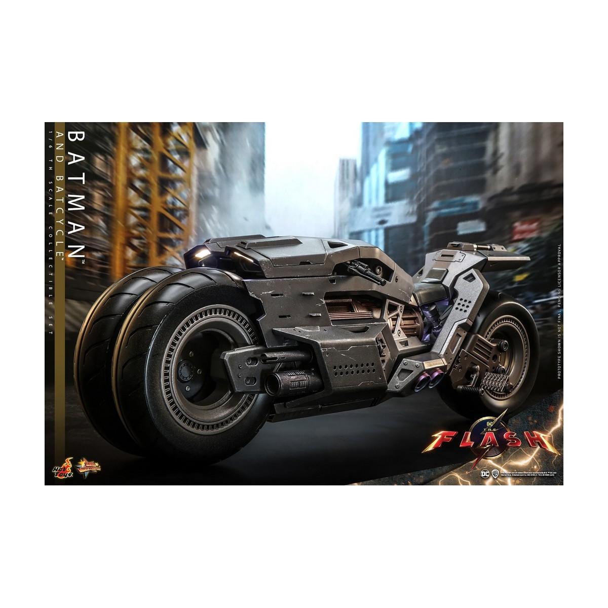 Hot Toys - DC Comics - Batman (Affleck) e Batcycle 1:6 Scala Set di Figure The Flash - Movie Masterpiece 1/6