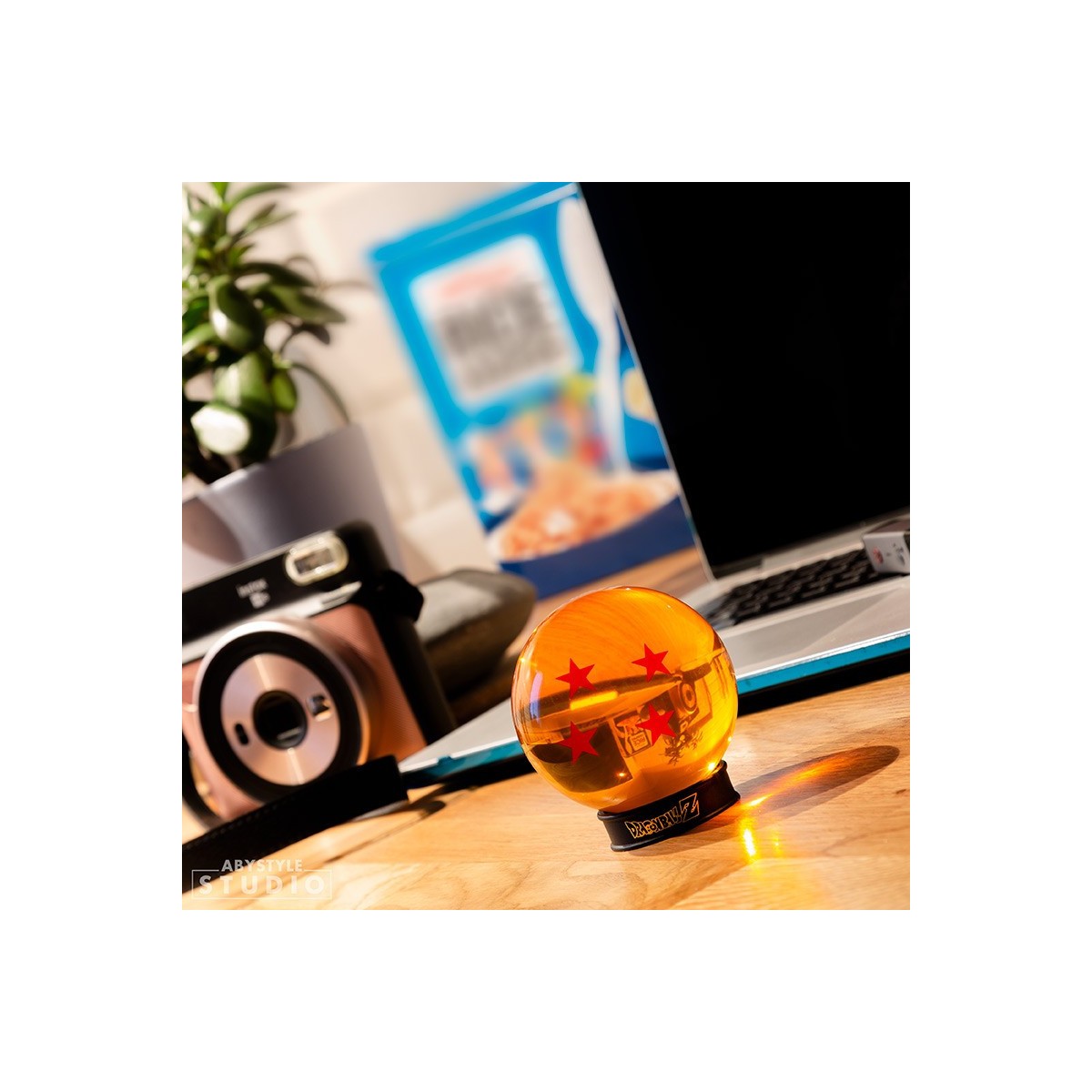 ABYstyle - Dragon Ball Z - DRAGON BALL - sfera di cristallo a 4 stelle 75 mm + base